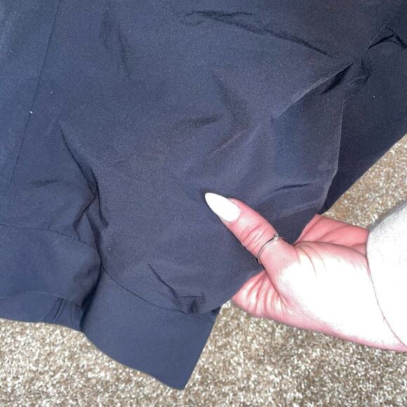 Nike women's jogger pants Nylon black elastic waist & ankle athletic SZ M - Picture 4 of 9